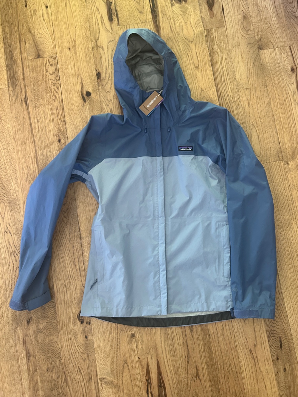 Patagonia Women’s Torrentshell 3L Two-Tone Blue Hooded Raincoat